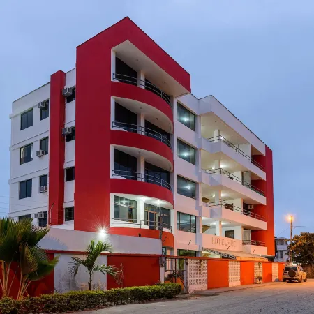 Hotel RC Tonsupa Отели в г. Тонсупа