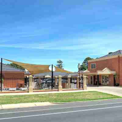 Georgian Motor Lodge Hotel Exterior