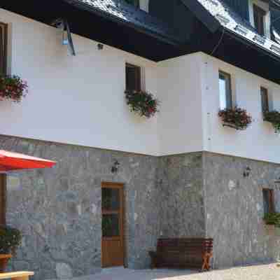 Guest House Plitvice Villa Verde Hotel Exterior