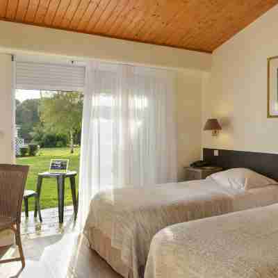 Logis Hôtel le Val de Vienne Rooms