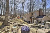 Pet-Friendly Cabin w/ Dock on Claytor Lake! - parking