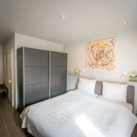 B&B Yaca
