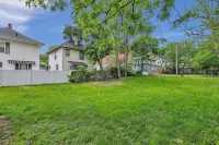 Charming 1 Bedroom House in Lansing, MI