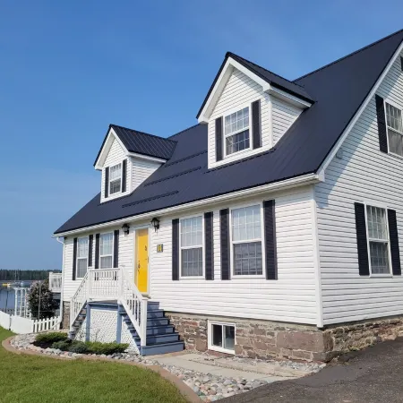 Pinnacle of St. Andrews by the Sea - Exquisite seaside home. Отели в г. Шарлотт