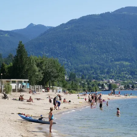 Dancing Bear Inn Hostel