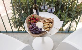 Alfama - Lisbon Cheese & Wine Apartments - Housity