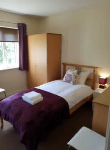 Livingston 4 Bedroom Townhouse Hotels in 