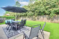 Spacious Pooler Home w/ Family-Friendly Perks - Homestays