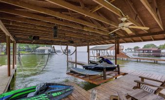 Private Dock: Lakefront Enchanted Oaks Retreat