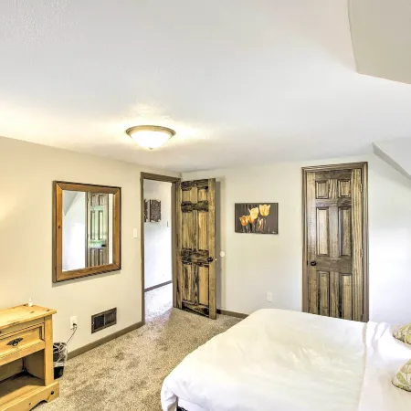Appleton Abode Near Lake Winnebago and Downtown