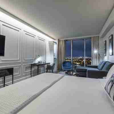 Le Capitole Hôtel Rooms
