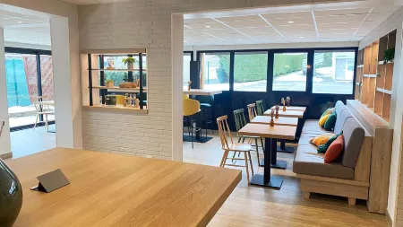 Campanile Saint Etienne Centre - Villars Отели в г. Сен-Сиприен