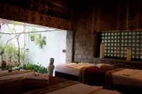 Niraamaya Wellness Retreats, Surya Samudra, Kovalam - spa