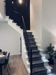 Center of city private Town Home W/fire pit &BBQ