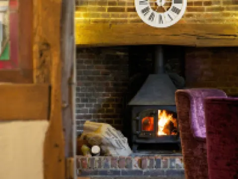 The Queen's Inn Hotels in Cranbrook