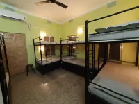 Bubble Beds Các khách sạn gần Đài tưởng niệm Shaheed