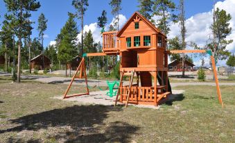 Crooked Creek Guest Ranch