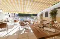 Ibis Styles Nice Cap 3000 Aéroport Hotels in Сен-Лоран-дю-Вар