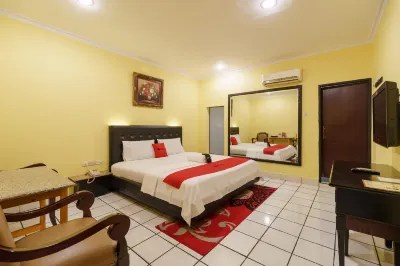 RedDoorz Plus Near Ancol Hotels in Mangga Dua