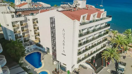 Aurasia Beach Hotel