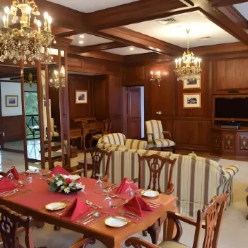 Mahaweli Reach Hotel