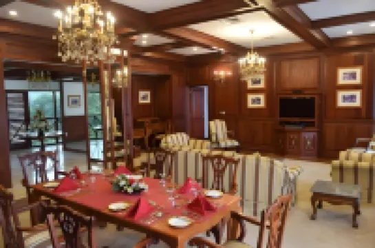 Mahaweli Reach Hotel