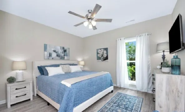 3B Luxury New 2BR apartment in delightful Huntsville close to mall, aquatic ctr