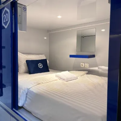 Rosalyne Sleepbox Purwokerto Hotel a North Purwokerto