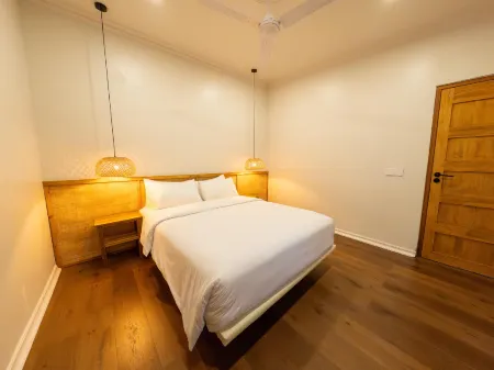 Noorani Retreat Dhiffushi Отели рядом с достопримечательностью «Meeru Island Resort and Spa»