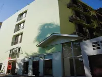 Kaset Guesthouse