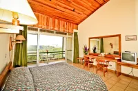 Hotel Montaña Monteverde - صديق للحيوانات الاليفة