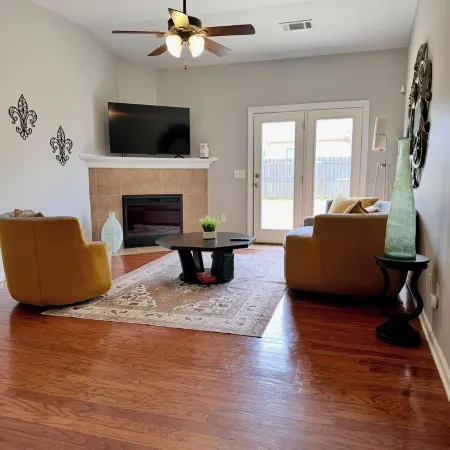 Charming 3-bedroom house in small-town Byron with WiFi, AC, and patio seating.
