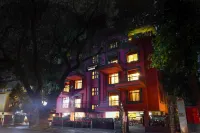 Deluxe Shivajii Nagar - Bungalows