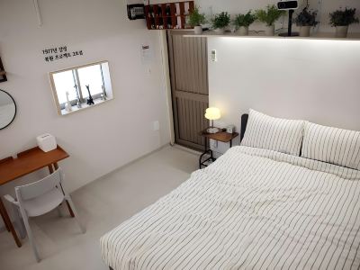 Pyeongtaek 1977 Stay