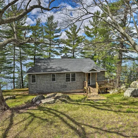 Waterfront Hammond Home w/ Grill + Boat Dock!