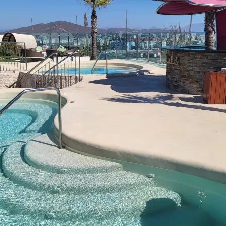 3 bed Ocean Spa Plaza Luxurious flat