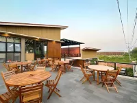 Sapphire Boutique Hotel Kudus Hotels in Wonosalam