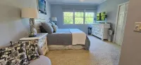 3-bedroom 3.5 bath condo in enchanting Saugatuck with AC, WiFi. Relax and unwind