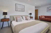 Host & Stay | The View, Hudsons Yard House - 4-Star