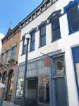 Historic Downtown Lincoln's Loft<br>Derby Suite - Lincoln, IL