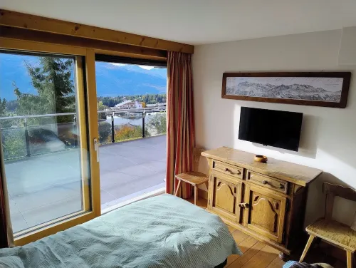 "Five stars apt and pool" at Crans Ambassador