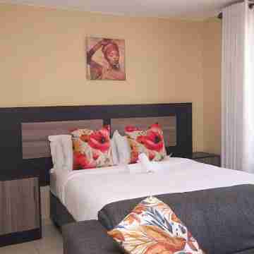 Amazing apartment with WiFi in vibrant Harare Rooms