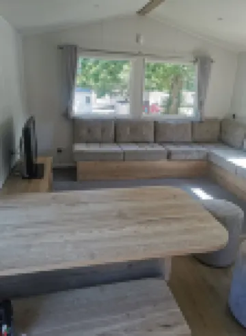 Relaxing Getaway at Thorness Bay Caravan Park – Isle of Wight Retreat