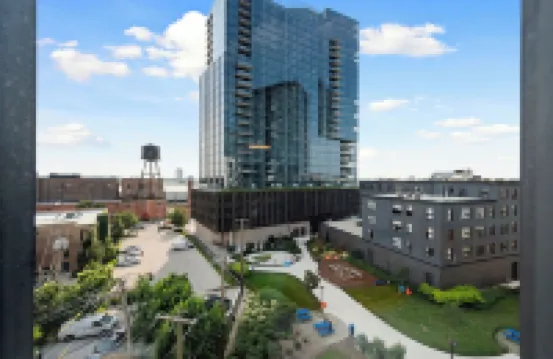 4BR Corporate Suite Central and Modern