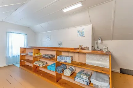 Charming 3-bedroom house in delightful Canton with WiFi, AC