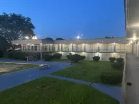 Americas Best Value Inn Rockford