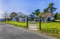 Harewood Lodge - Homestays
