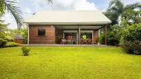 Au Jardin Déole - Villa Bois Avec Piscine のホテル