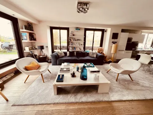 Eiffel Tour Luxury Penthouse VUE With AC