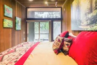 LEGENDARY OLYMPIC VALLEY HOME: PERFECT FOR FAMILY REUNIONS AND GETAWAYS